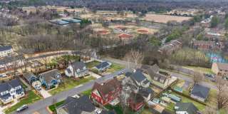 Great location, less than one mile from Historic Downtown Franklin. Gallery 45