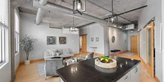 918 3rd St N Gallery 7