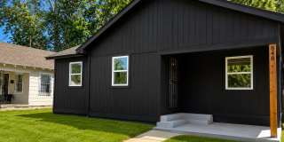 848 North Holmes Street Gallery 1