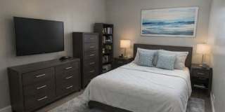 Garden View Gallery 40