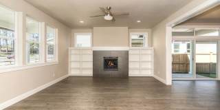 Lovely New SE Bend Earth Advantage Certified 3/3 Home!  20478 Murphy Rd. SMALL DOG ALLOWED!!! Gallery 3