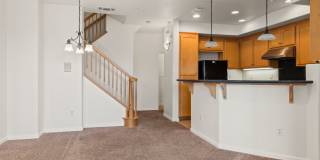 Spacious 3-Bedroom Dublin Townhome with Private Balcony & Fireplace Gallery 14