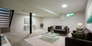 Beautifully Remodeled Modern 5 Bedroom / 3 Bath Home Near Millard North Gallery 20