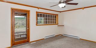 Redlands Escape - 2 Bedroom Condo with sunroom! Gallery 8