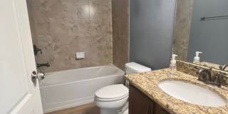 4/3/2 HOME IN EDINA GARDEN OF EDEN Gallery 20