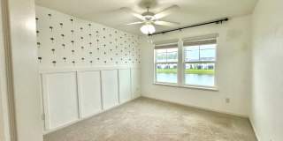 Beautiful Townhome in a perfect location Gallery 17