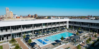 20 Midtown Gallery 2