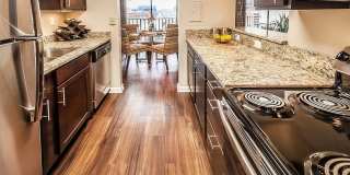 One Lytle Place Apartments Gallery 3