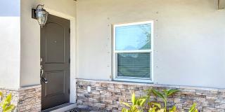 BEAUTIFUL ANNUAL RENTAL HOME - Convenient Location! Gallery 6