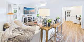 Beautiful 3 bd/ 2.5 house with Renovated Kitchen Gallery 7