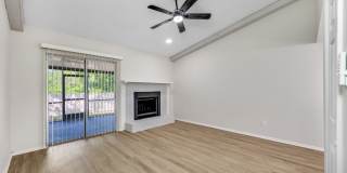 Renovated Apartment in the Heart of Carollwood Gallery 8