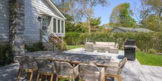 126 Narrow Lane Gallery 1