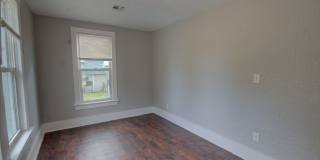 Upper level unit Gallery 4
