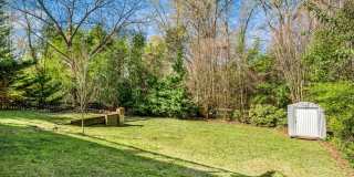 Beautiful apartment less than 1 mile from Brightleaf Square! Utilities Included! Gallery 21