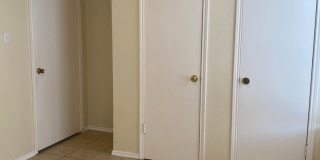2-Bedroom Duplex in Edison Gallery 6