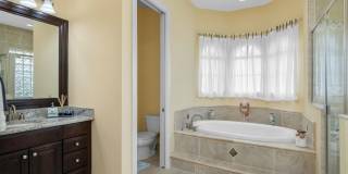 Fully Furnished Heated Pool Home Gallery 36