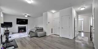 1103 GRADY Court Gallery 12