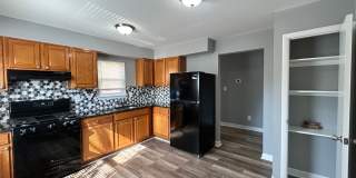 Baltimore - 2 Bedrooms and 2 baths Available! Gallery 1