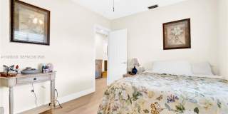 10909 SW 113th Pl Gallery 22