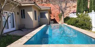 3 bed 3 bath home - Located just below The D sign! MUST SEE PICTURES! Gallery 1