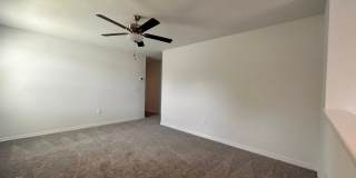 Spacious 5BR House in Lakeland Gallery 19