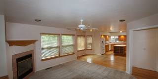 $500 move-in special_Spacious Country Club Home | 3-Car Garage + Basement Bonus Area Gallery 10