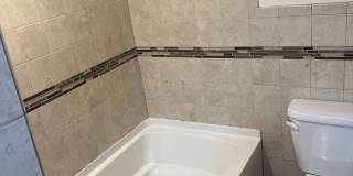 2206 Sarah Street Gallery 14