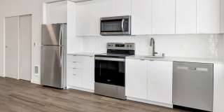 Luxurious Studios with Rooftop Deck and Secured Entry! Gallery 46