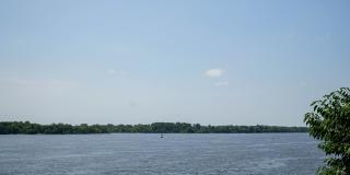 Delaire Landing Gallery 20