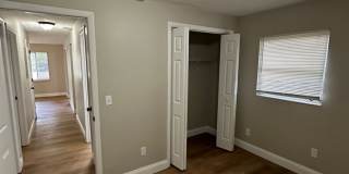 **4/2 BR Single Family home : Available Now Gallery 34