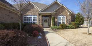 Exquisitely Maintained Home in the Coveted Goldsmith - Schiffman/ Hsv High school Gallery 1