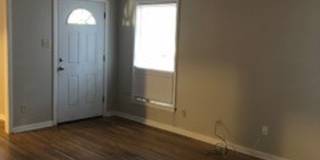 Three Bedroom 1 Bath Home/1 Car Carport Gallery 5