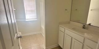 3 Bedroom Condo Gallery 8