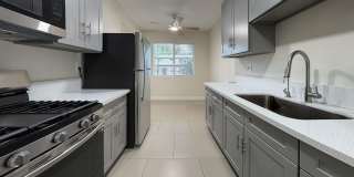 3980 Cedar St. Riverside - 2 Bed 1 Bath Ground Floor Unit! Gallery 1