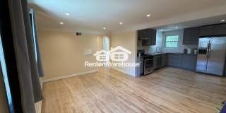 1535 Hudson Street Gallery 5
