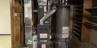 1895 Curtis Court Gallery 34