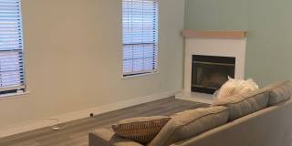 A Must See Roseville 3 Bedroom, 2 bath Home Gallery 7