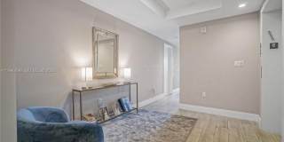 10201 E Bay Harbor Dr Gallery 32