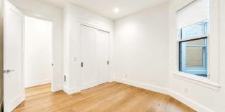 572 Chestnut Street Gallery 23