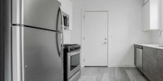 1704-12 W Glenlake Ave Gallery 1