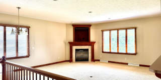 2 Bedroom Oak Shadows Condo Gallery 1