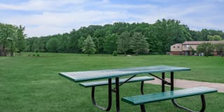 Oaks at Hampton Apartments Gallery 17