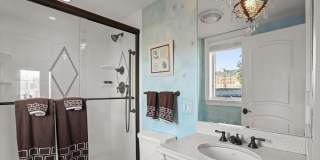 921 VALENCIA Court Gallery 63