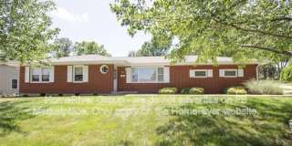 805 NW Kabel St Gallery 1