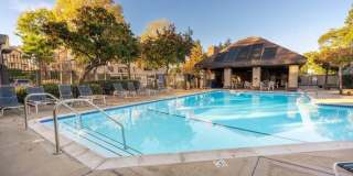 Beautifully Furnished 2 Bed/2.5 Bath Townhome in the Desirable Woodlands of La Jolla Gallery 34