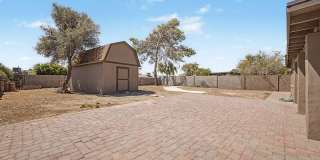 2601 E DAHLIA Drive Gallery 28