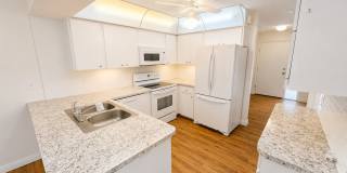 Annual unfurnished   **55+**     2/2 villa downtown Sarasota Gallery 6