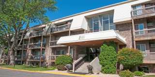 Burnsville Parkway Apartments Gallery 12