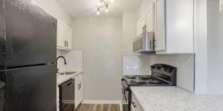 The Onyx Hoover Apartments Gallery 40