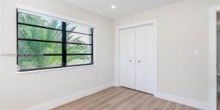 8421 SW 27th Ter Gallery 6